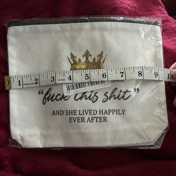 “A wise woman once said” Zipper Pouch - Picture 1 of 2